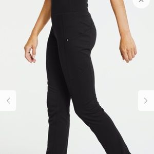 Jaanu High-Waist Yoga scrub bottom